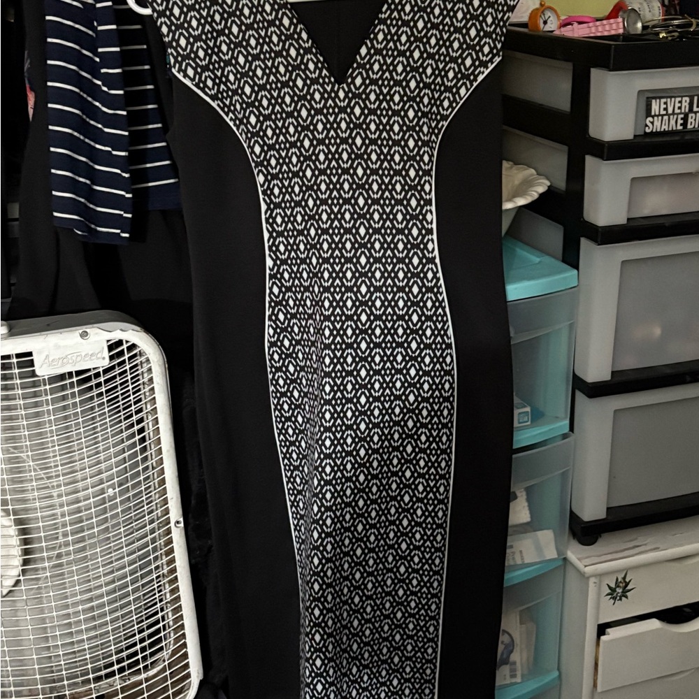 Elegant Black and White Patterned Dress